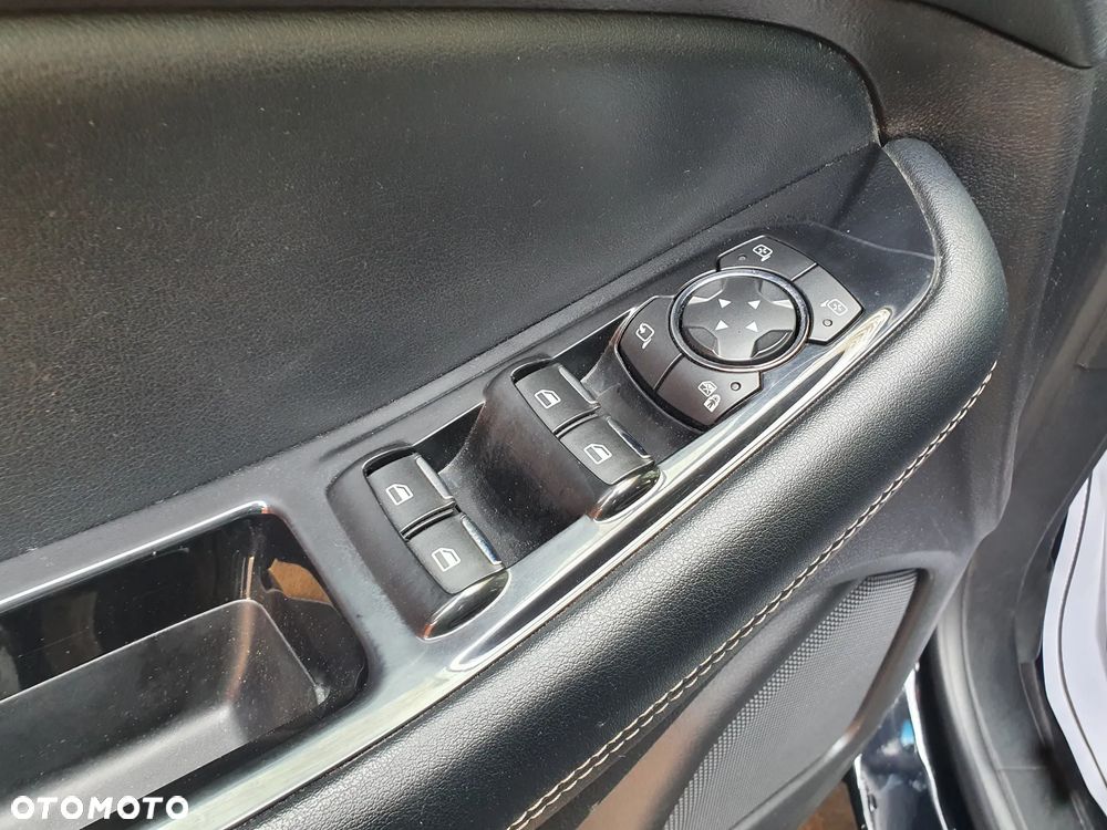 Ford Edge 2.0 TDCi Bi-Turbo 4x4 ST-LINE - 23