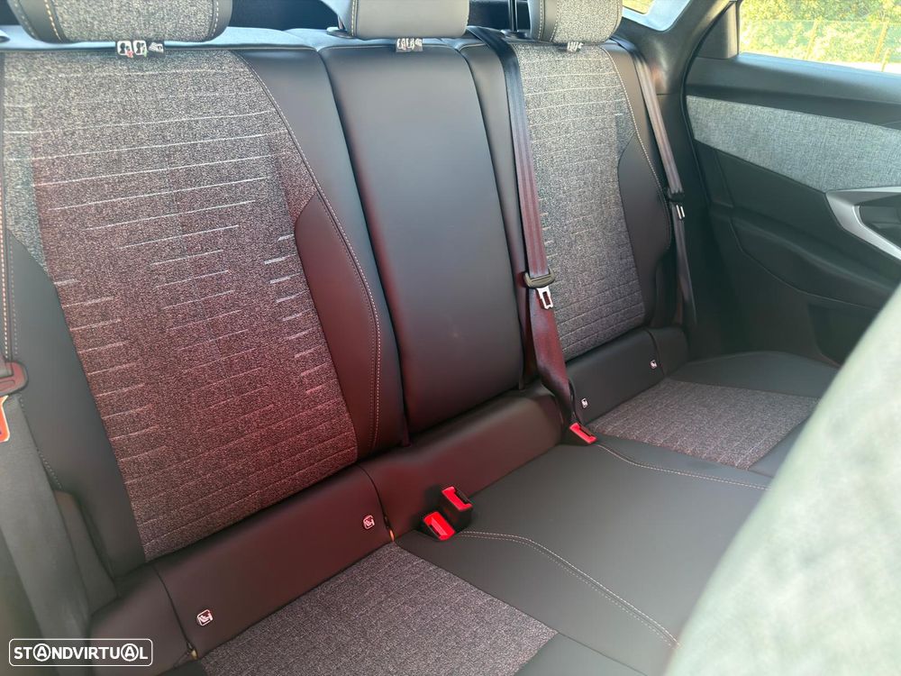 Peugeot 3008 Hybrid 145 e-DSC6 Allure - 13