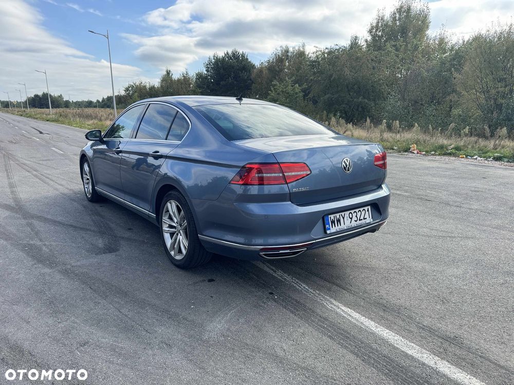 Volkswagen Passat 2.0 TDI Bi-Turbo BMT 4Mot Highline DSG - 6