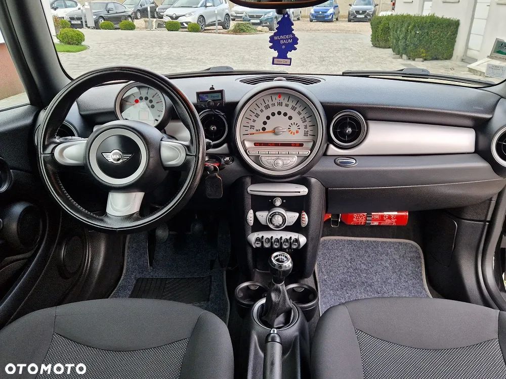 MINI Cooper D 50 Mayfair - 8