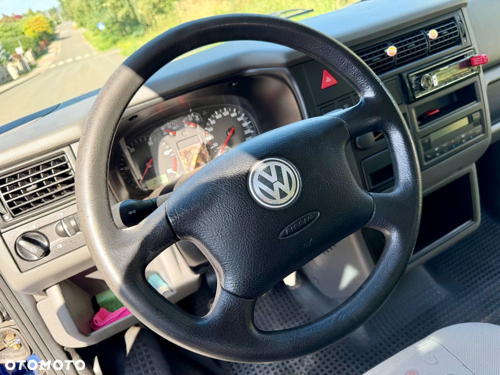 Volkswagen Caravelle Basis / CL - 12