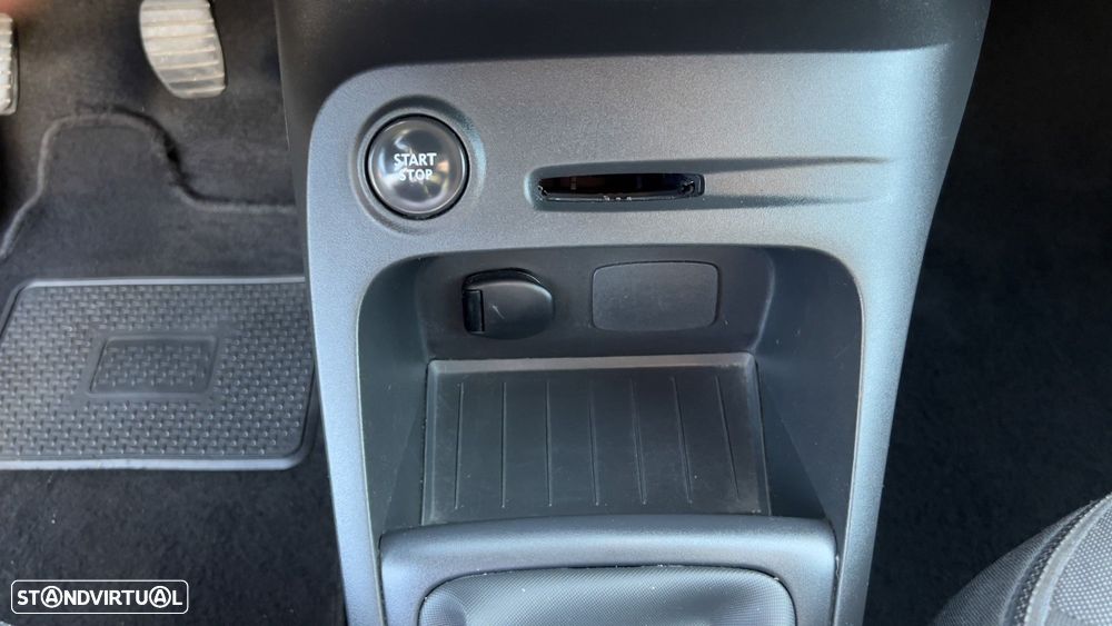 Renault Captur 1.5 dCi Exclusive C/Pneu - 19