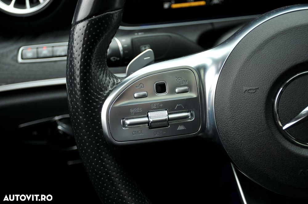 Mercedes-Benz CLS - 30