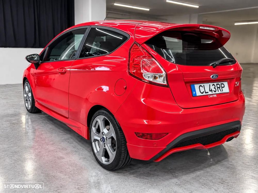 Ford Fiesta 1.6 EcoBoost c/ Pack Pele Desportiva ST - 6