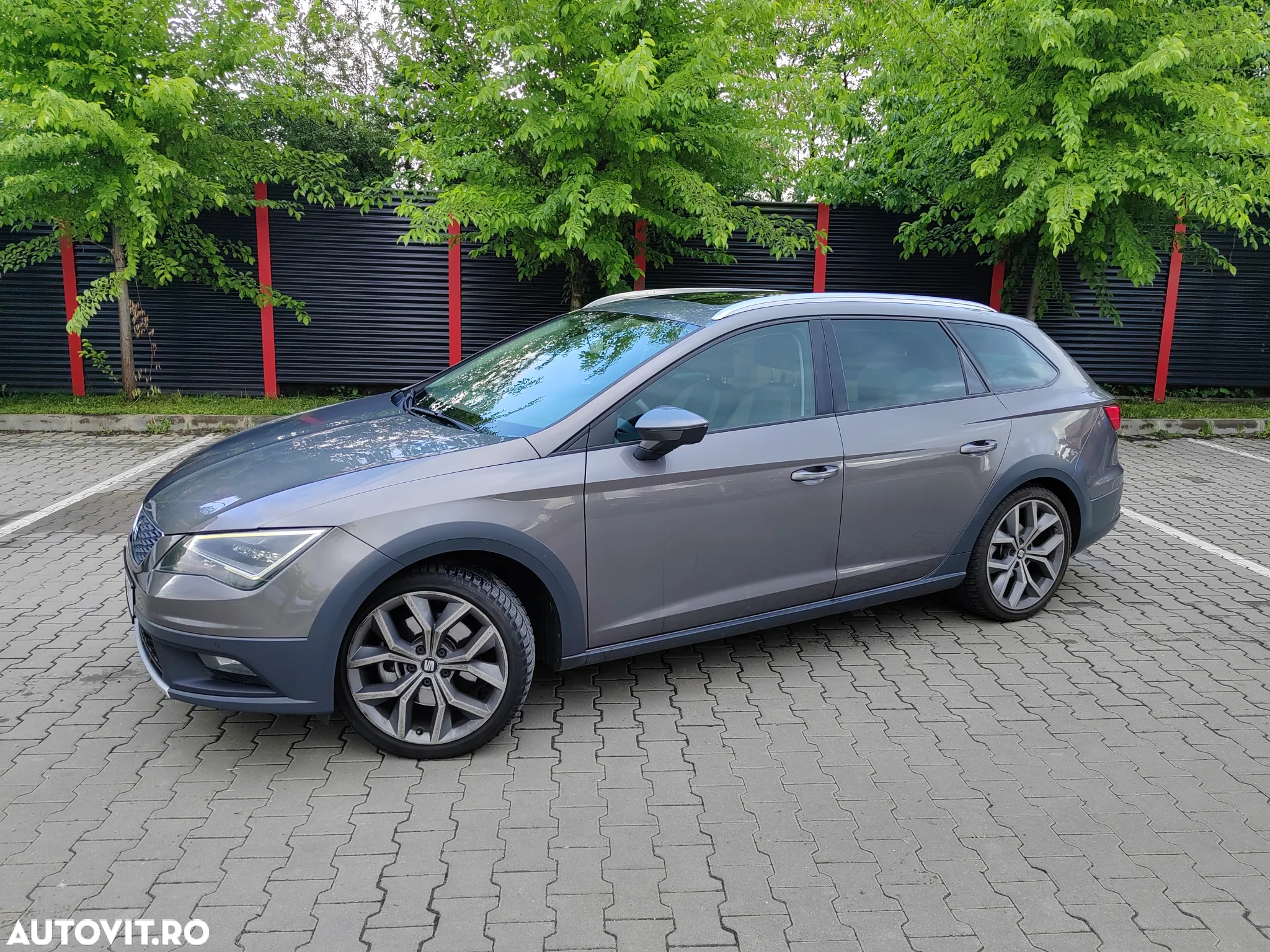 Seat Leon ST 2.0 TDI Start&Stop 4DRIVE DSG X-Perience - 17