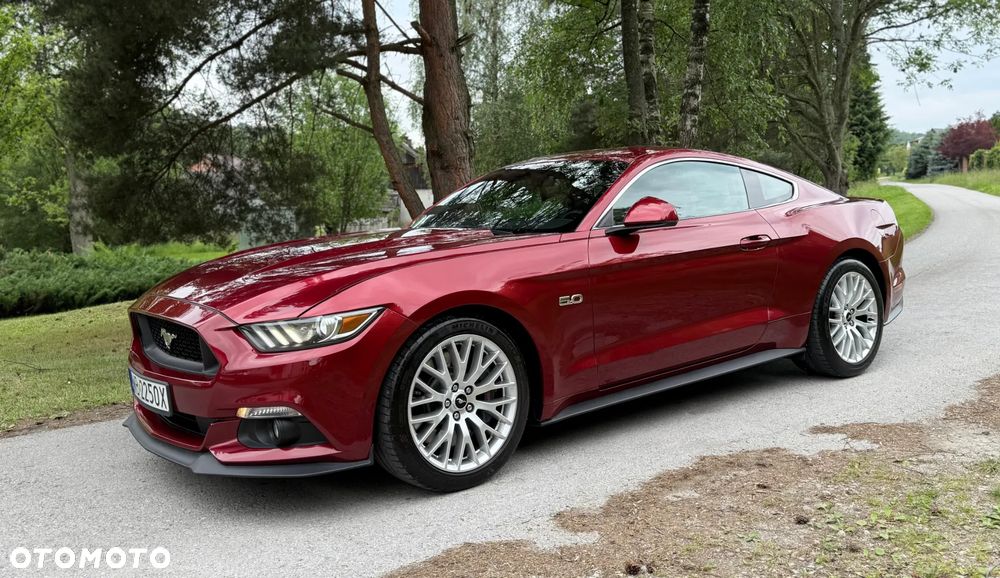 Ford Mustang - 1
