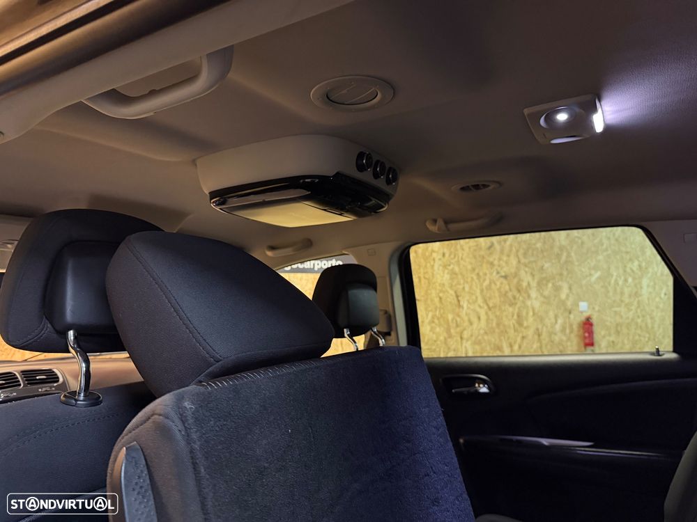 Fiat Freemont 2.0 M-Jet Urban - 12