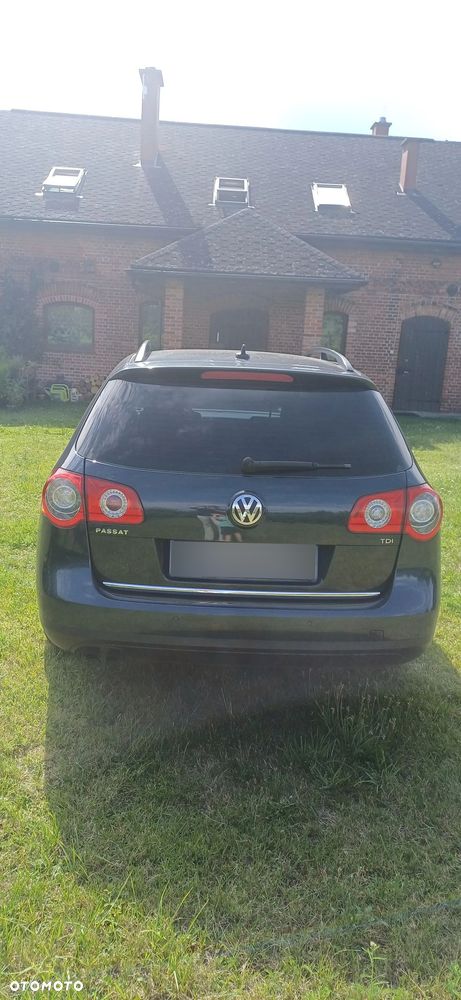 Volkswagen Passat 1.9 TDI Comfortline - 2