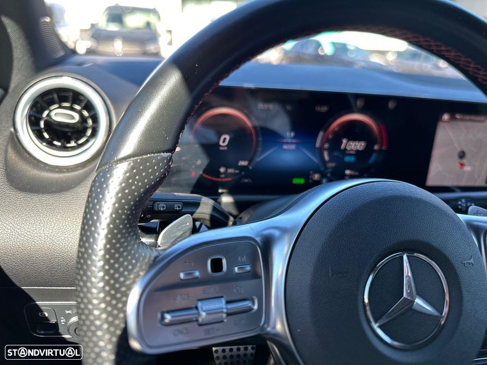 Mercedes-Benz B 250 e AMG Line - 17