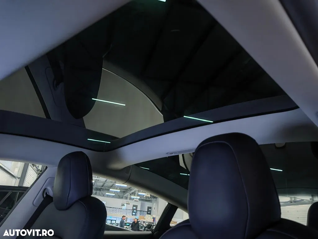 Tesla Model 3 Standard Reichweite Plus Hinterradantrieb - 11