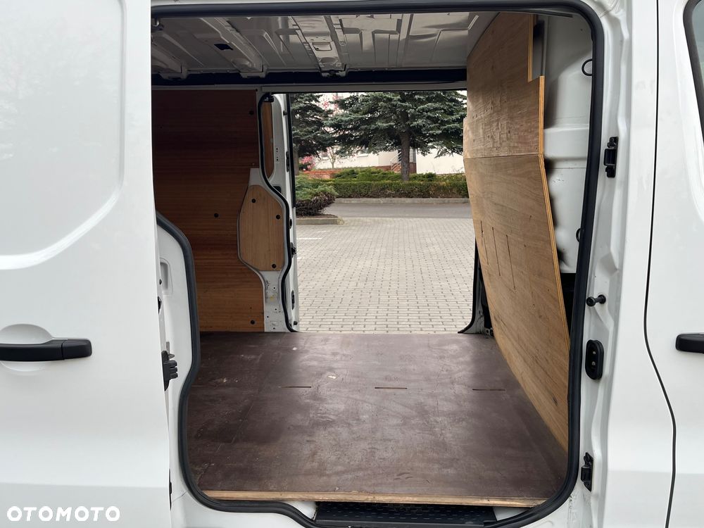 Renault Trafic - 22