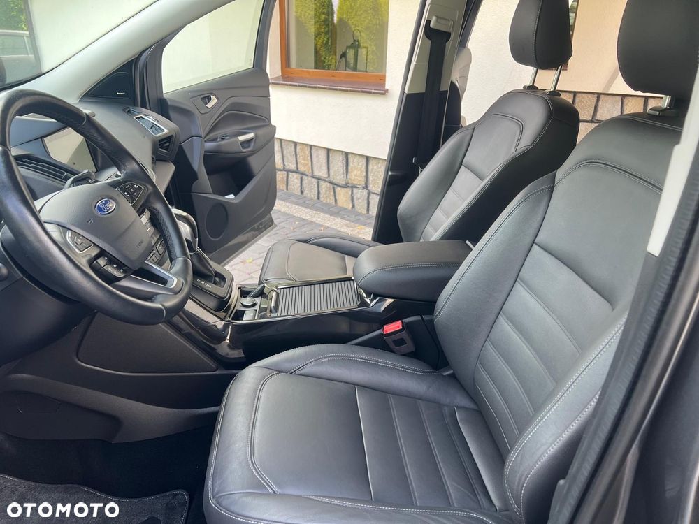 Ford Kuga - 16