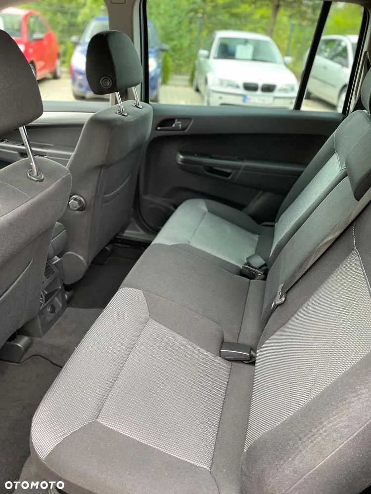 Opel Zafira 1.6 Cosmo - 13