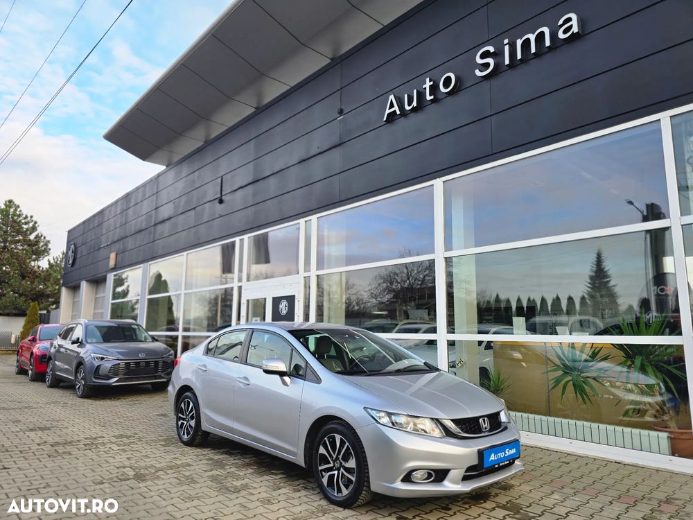 Honda Civic 1.8 i-VTEC MT Elegance Winter Pack - 1