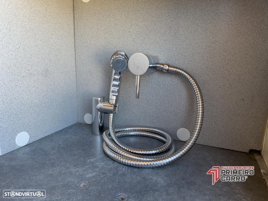 Bavaria Style I740 c.central e basculante - 43