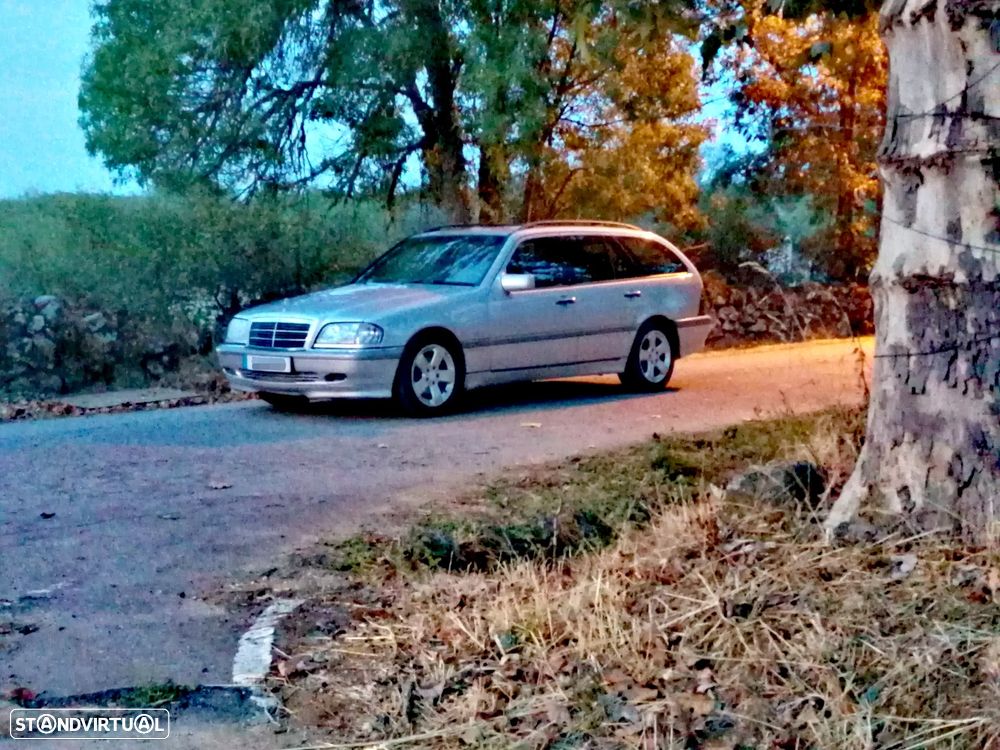 Mercedes-Benz C 220 CDI Elegance - 2