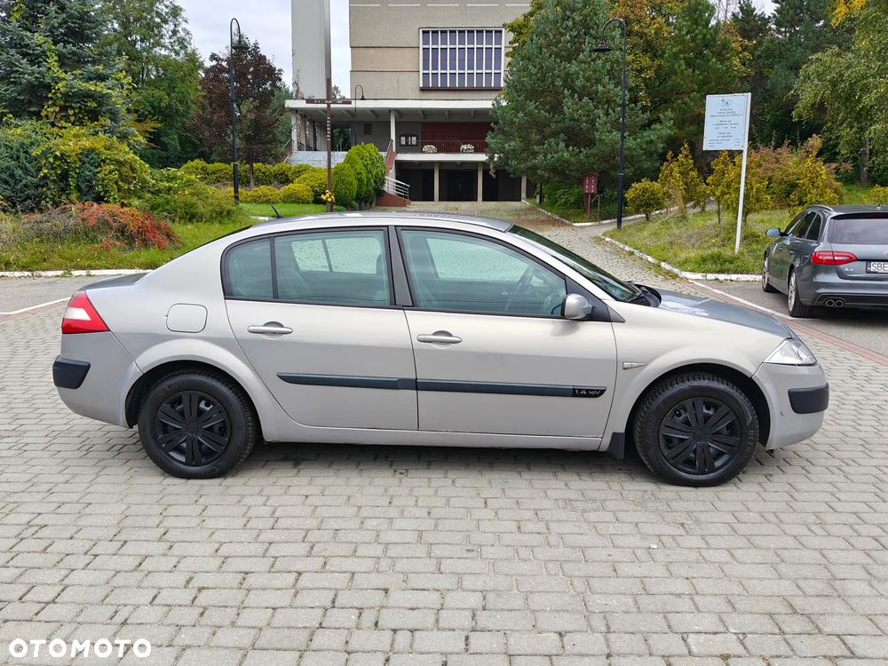 Renault Megane 1.4 Authentique - 5
