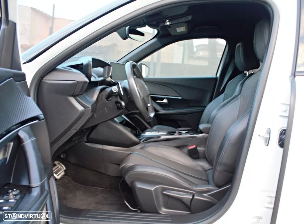 Peugeot 2008 1.5 BlueHDi GT Line EAT8 - 11