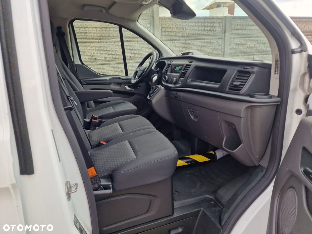 Ford Transit Custom - 8