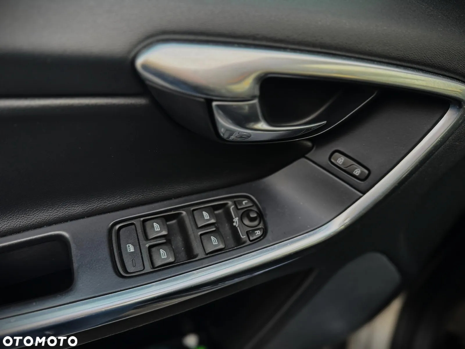 Volvo XC 60 - 12