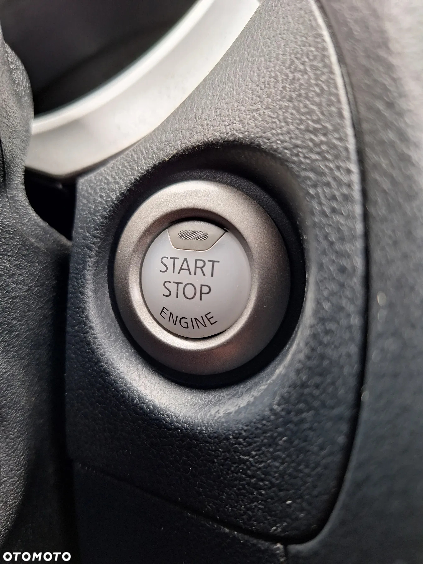 Nissan Juke 1.6 DIG-T N-Connecta - 25