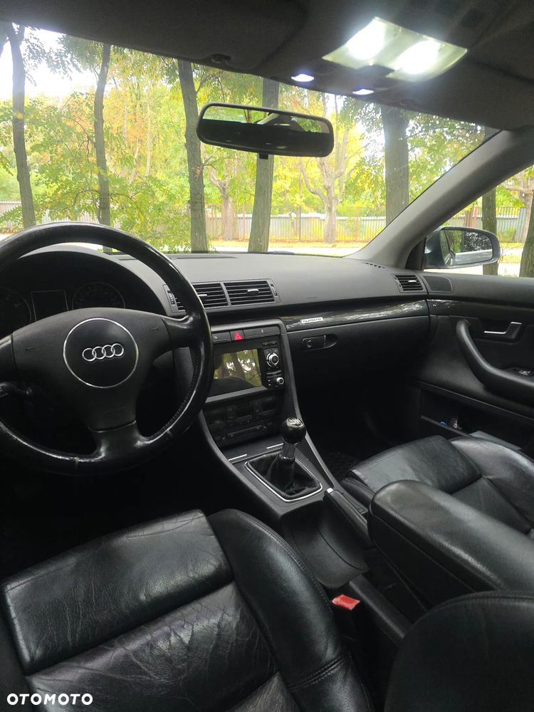 Audi A4 Avant - 31