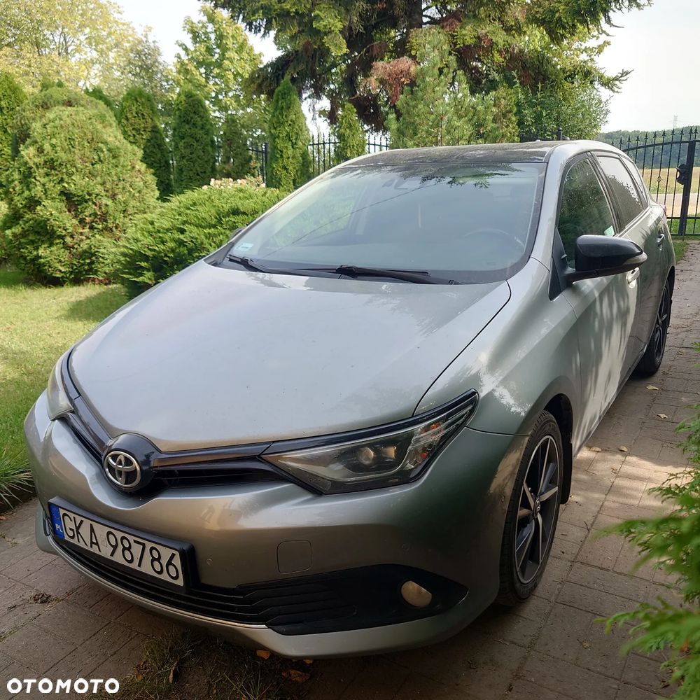 Toyota Auris 1.6 Selection - 1