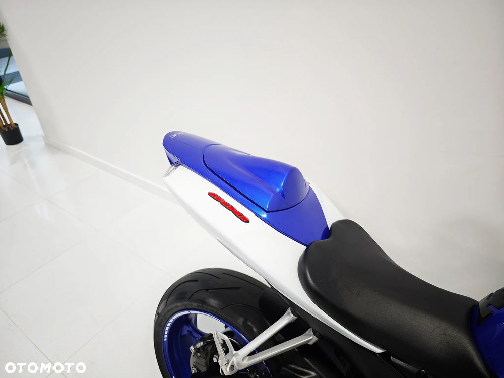 Suzuki GSX-R - 14