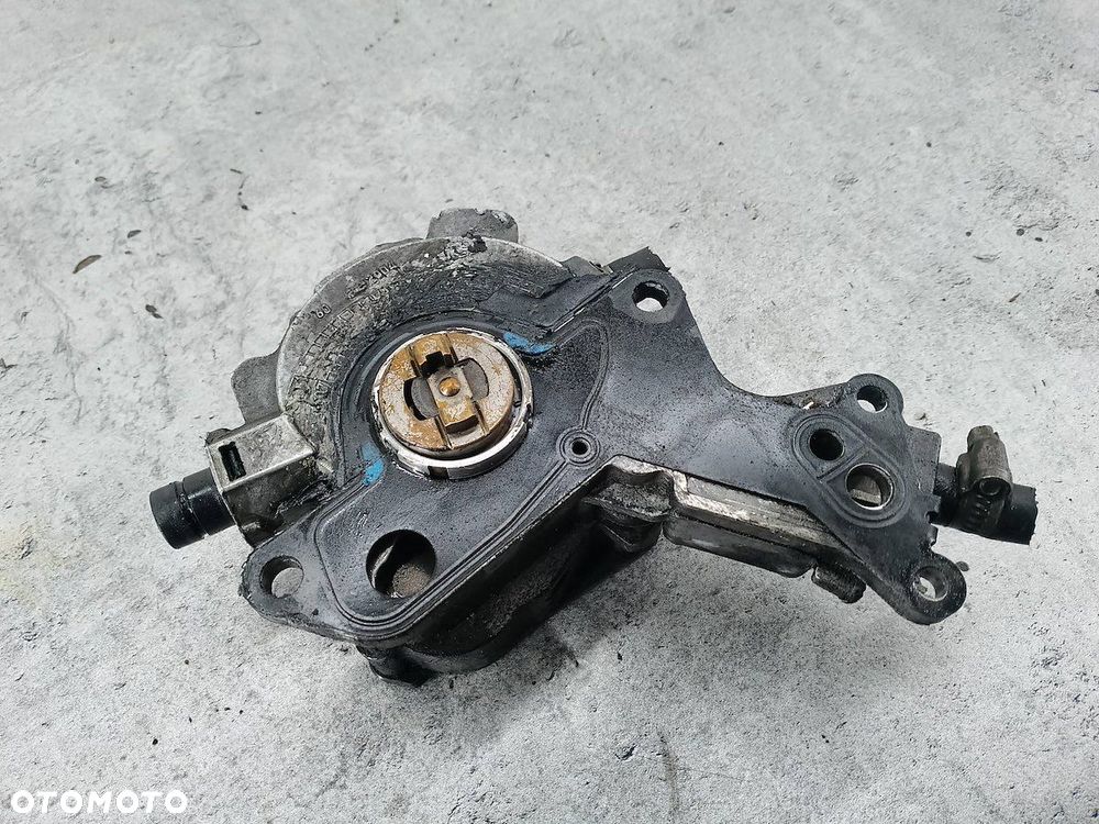 POMPA VACUM VW PASSAT B6 038145209N 2.0 TDI - 1