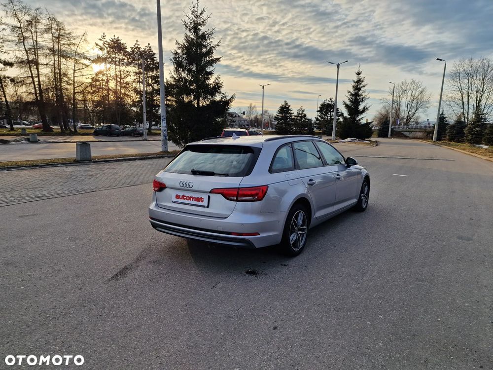 Audi A4 Avant 2.0 TDI S tronic - 4