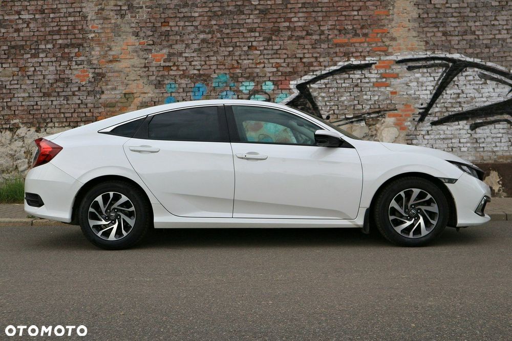 Honda Civic 2.0 i-VTEC LX CVT - 2