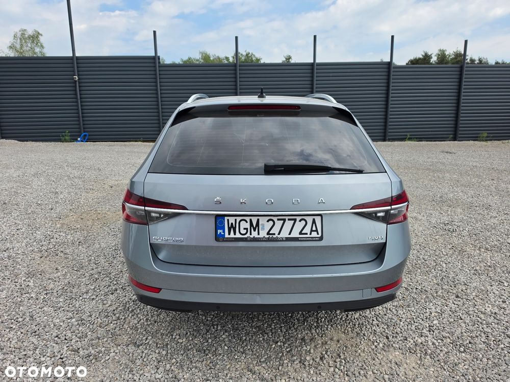 Skoda Superb 2.0 TDI 4x4 Ambition DSG - 4