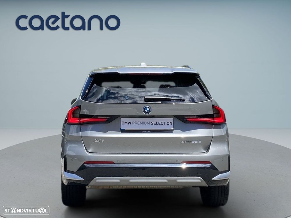 BMW X1 xDrive25e xLine — fotografia 24