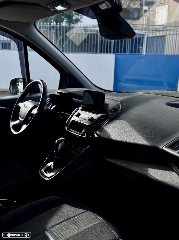 Ford Transit Connect Active - 18
