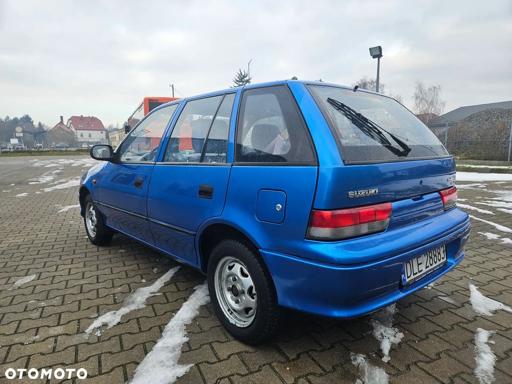 Suzuki Swift 1.0 GLX - 5