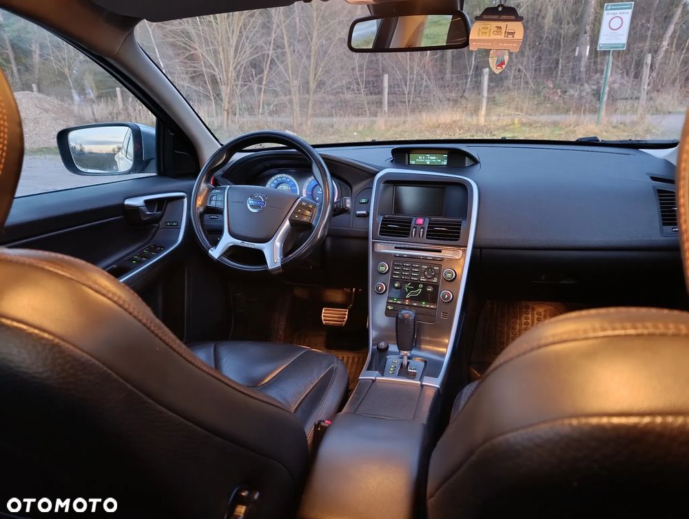 Volvo XC 60 - 11