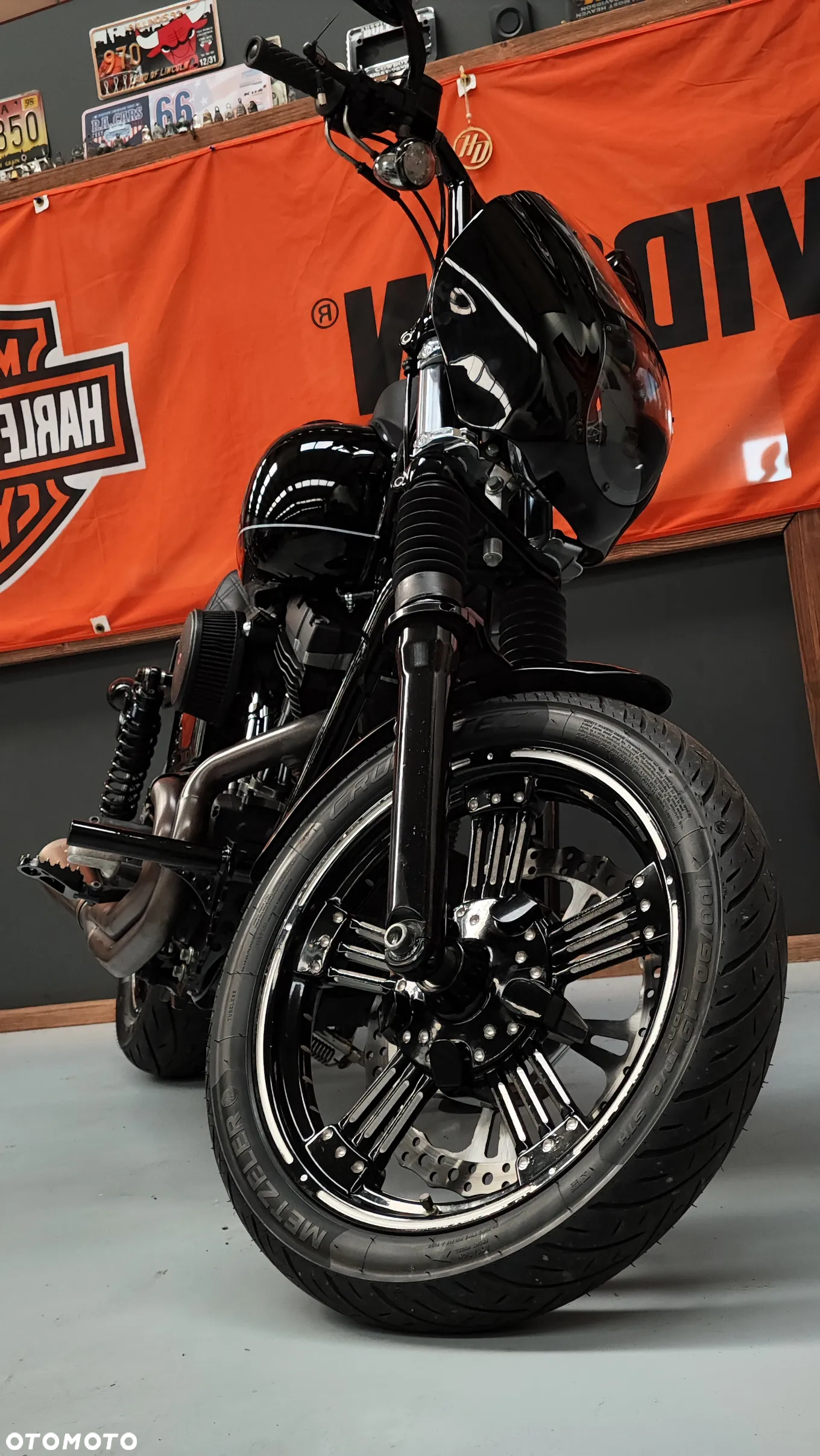 Harley-Davidson Dyna Street Bob - 22