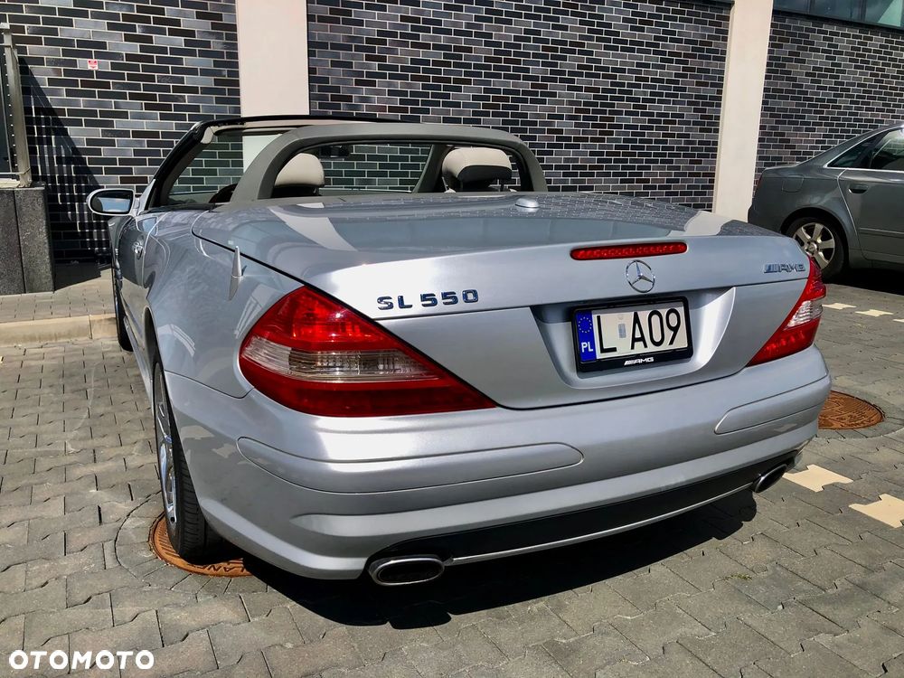 Mercedes-Benz SL - 22