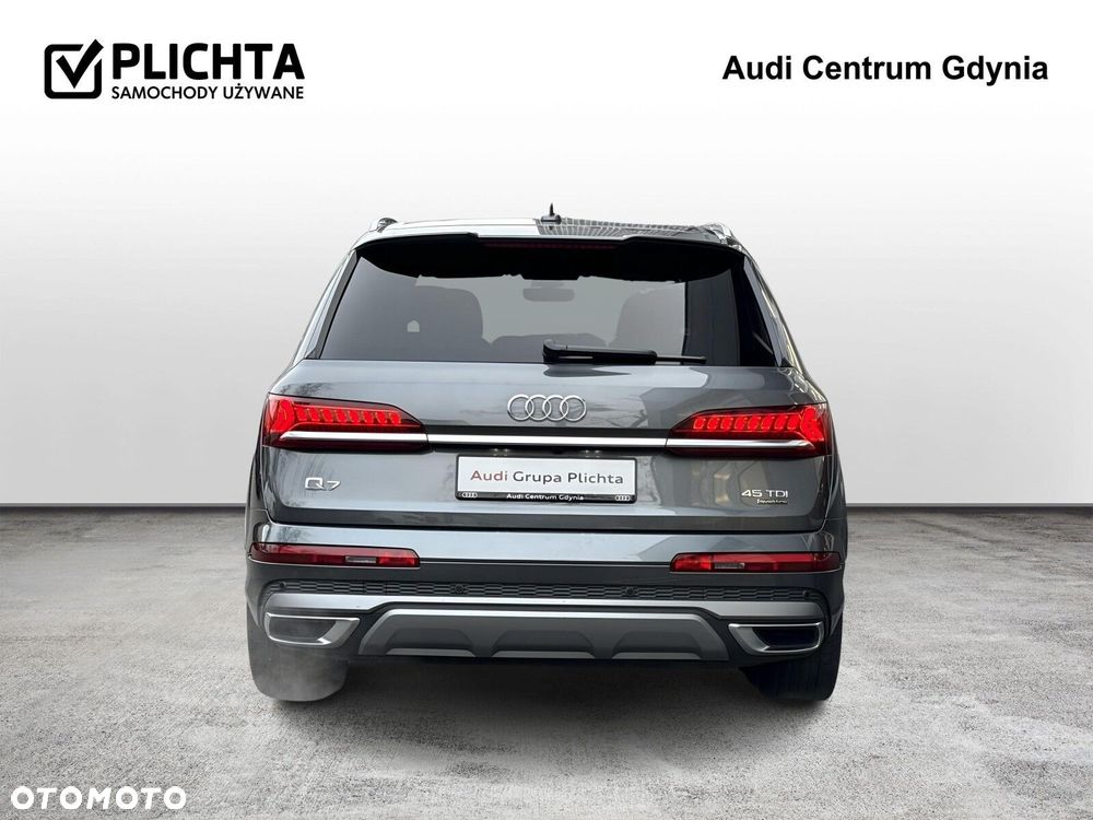 Audi Q7 - 4