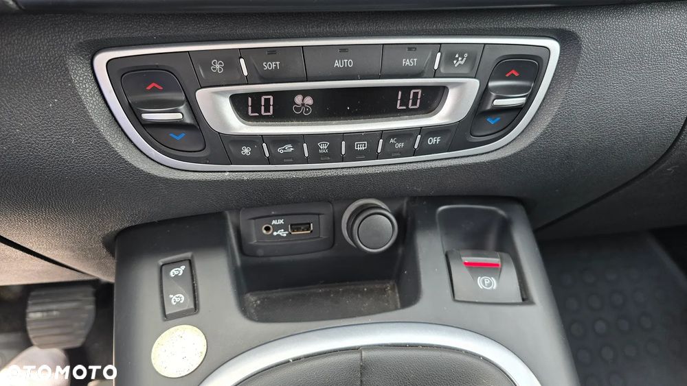 Renault Scenic 1.4 16V TCE Tech Run - 31