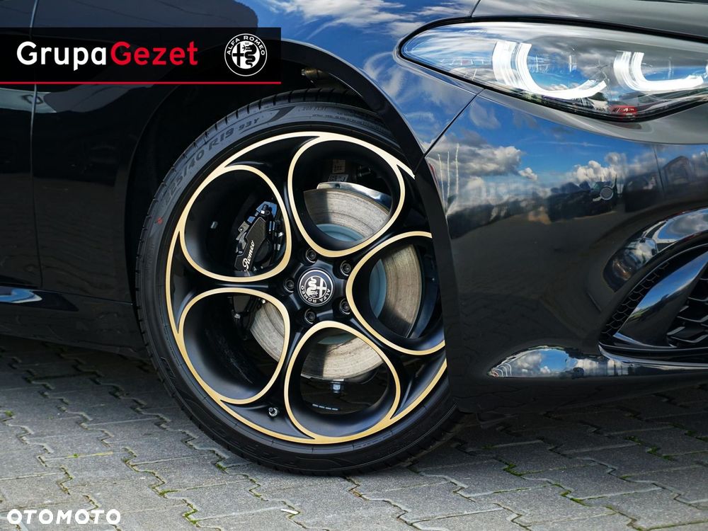 Alfa Romeo Giulia - 18