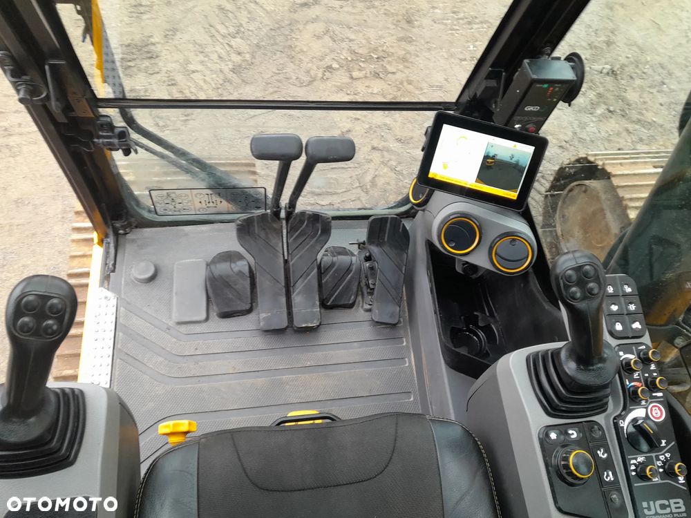 JCB 220x js220 - 28