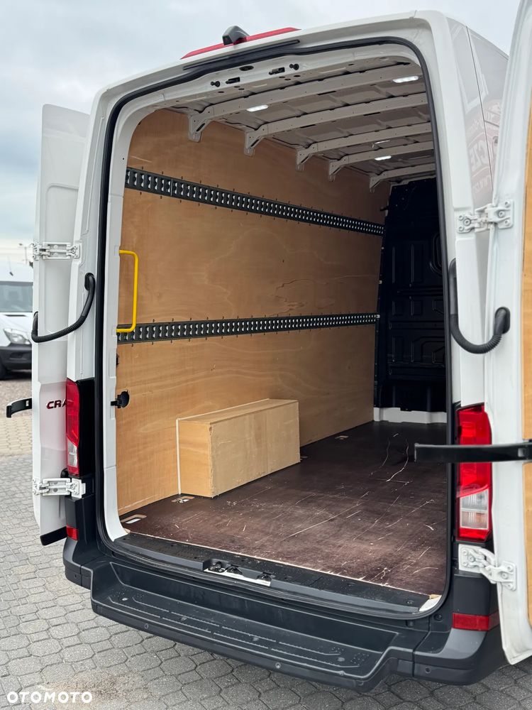 Volkswagen CRAFTER - 9