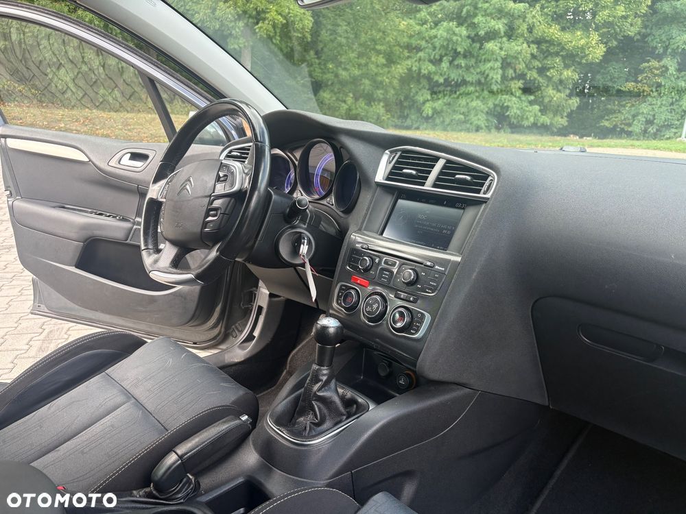 Citroën C4 VTi 120 Exclusive - 14