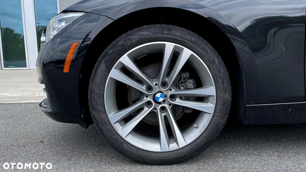 BMW Seria 3 - 34