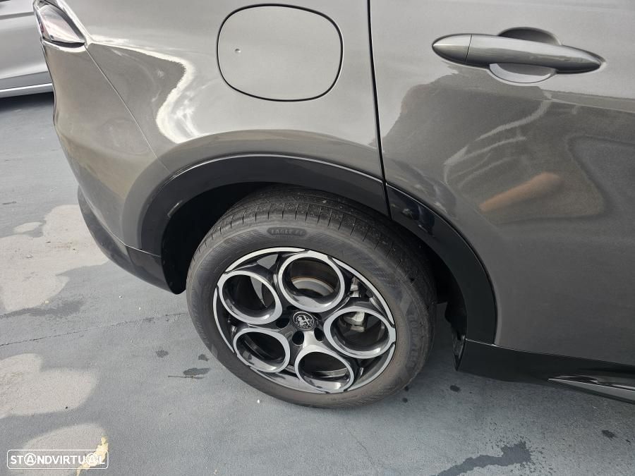 Alfa Romeo Tonale 1.5 Hybrid Sprint - 17