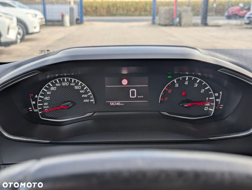 Peugeot 208 PureTech 100 Active Pack - 19