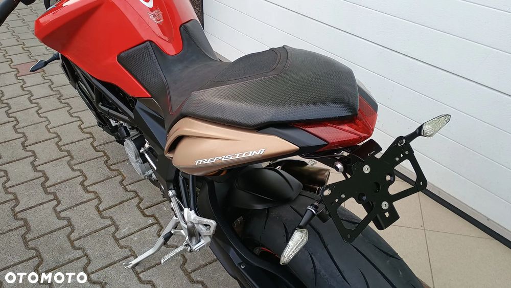 MV AGUSTA Brutale - 19