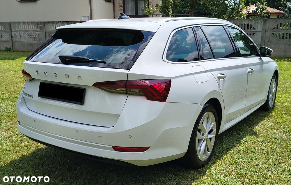 Skoda Octavia 2.0 TDI Style DSG - 6