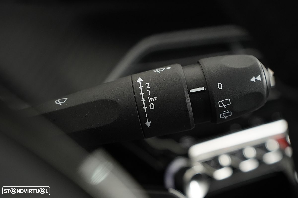 Peugeot 208 1.2 PureTech Active - 19